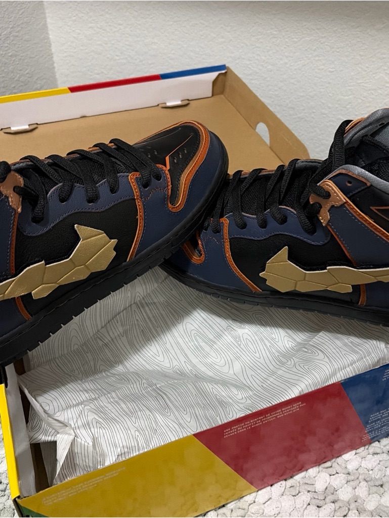 Nike Gundam Sb Dunk High Pro Size 11 Men’s